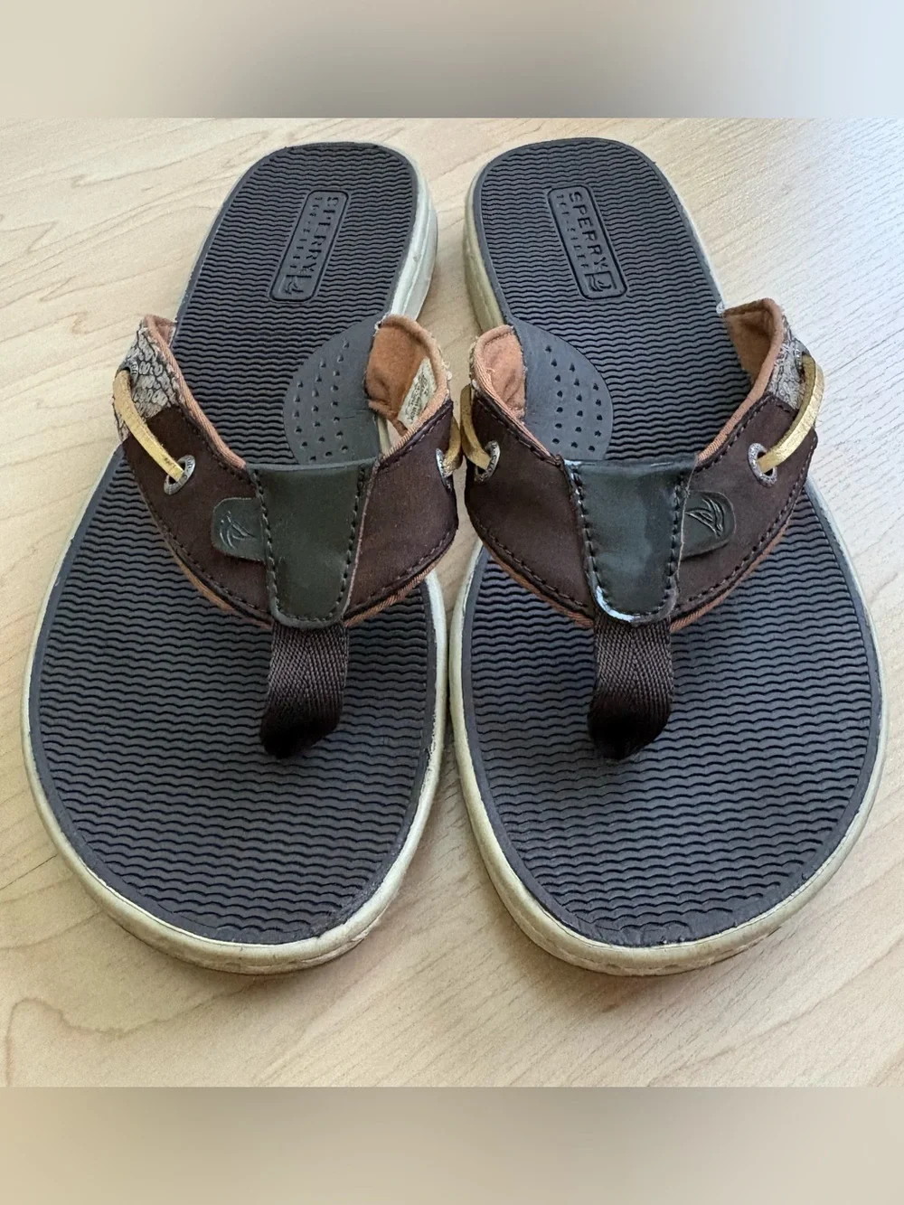 Sperry Leather Flip Flops Sandals Size 7 M